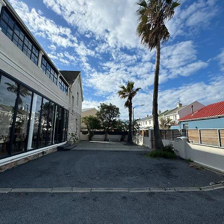 The Place Muizenberg Eksteriør billede