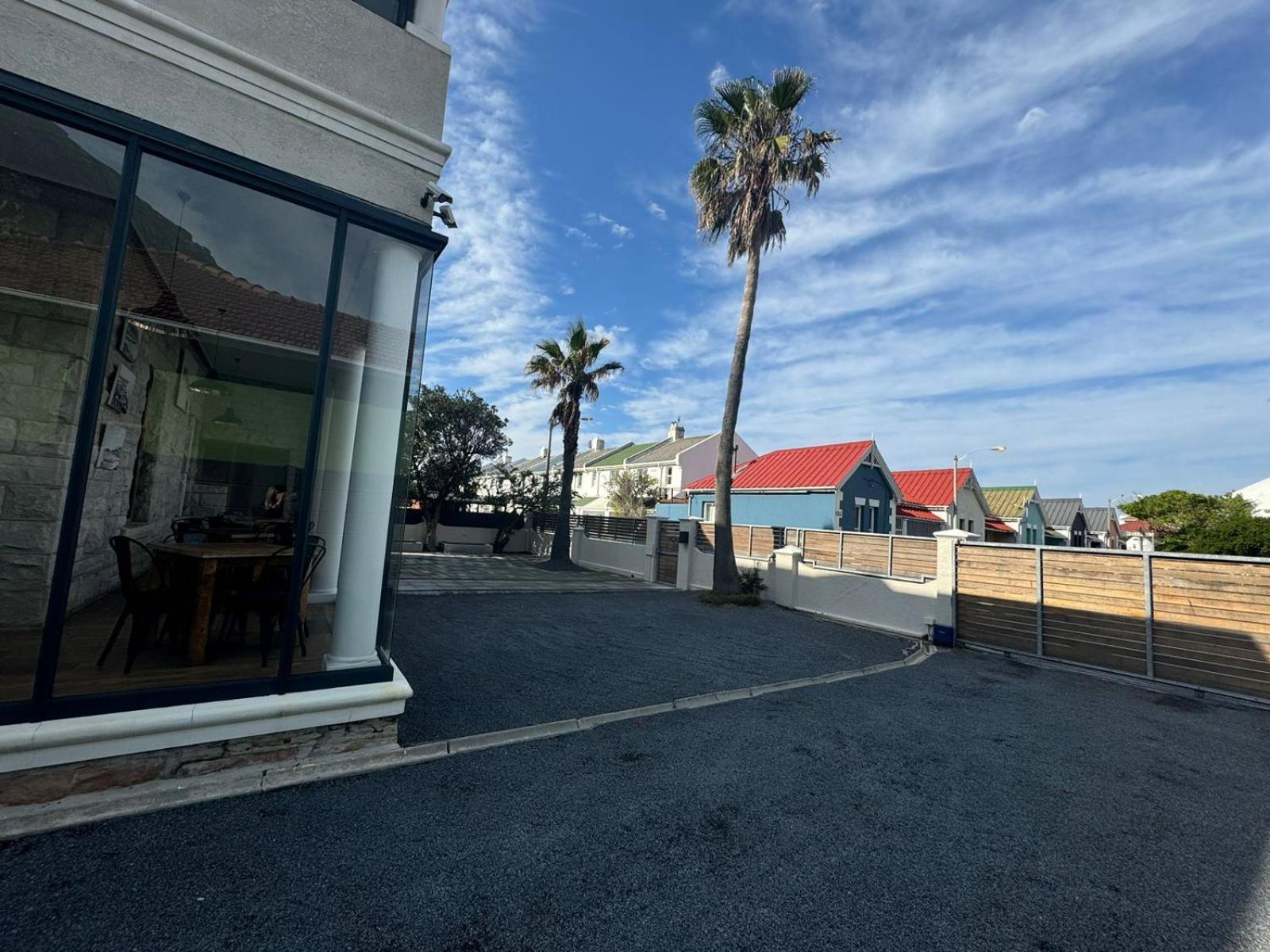 The Place Muizenberg Eksteriør billede